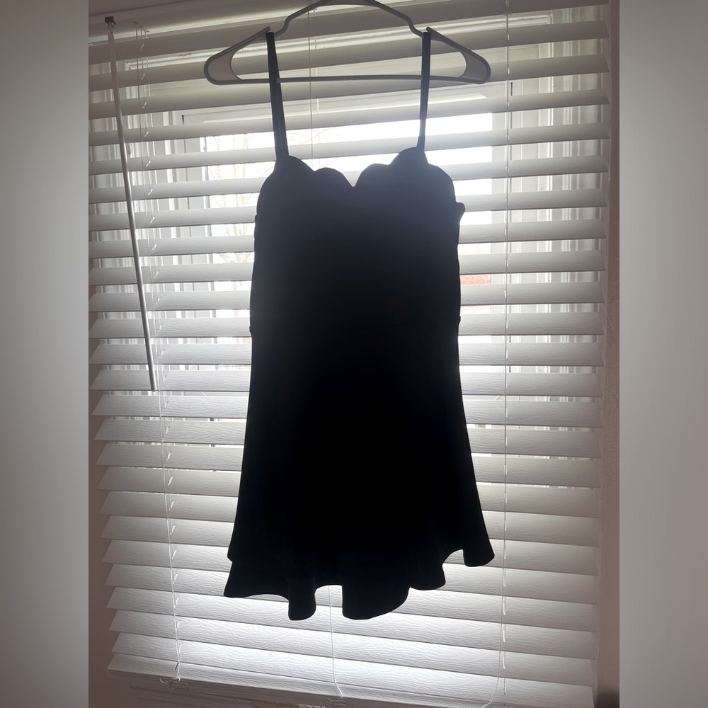 BLACK MINI DRESS!!💕💕
